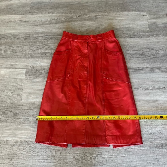 Red Leather Laurel Skirt Sz 36 Made In Germany fits Like 2-4 See Measurements - Picture 9 of 10